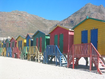 Cabines de bain sur la plage de Muizenberg, vers le Cap de Bon Espéra