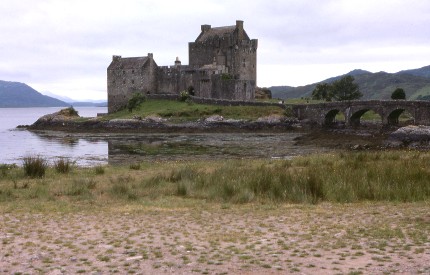 Eillan Donan Castle